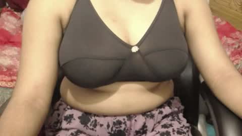 mina online show from August 7, 2026, 11:40 pm