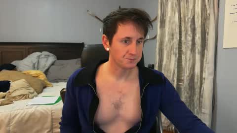 Snapshot of webslingxxxx chatting on January 9, 2025, 12:35 am webslingxxxx online show from January 9, 2025, 12:35 am