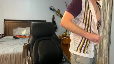 Snapshot of webslingxxxx chatting on February 21, 2025, 3:01 am webslingxxxx online show from February 21, 2025, 3:01 am