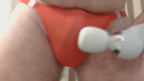 Snapshot of weewill7204 chatting on December 21, 2025, 9:27 am Will online show from December 21, 2025, 9:27 am