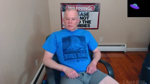 Chris online show from April 1, 2026, 11:57 pm