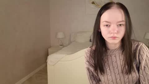 WeksaMur online show from April 12, 2026, 8:14 pm