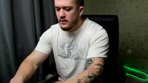 Snapshot of well_boy_ chatting on February 13, 2026, 8:05 pm well_boy_ online show from February 13, 2026, 8:05 pm