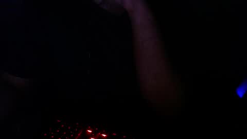 wellingtont online show from November 19, 2025, 10:21 pm