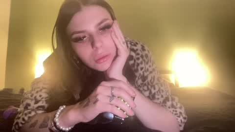 weloveangel online show from January 2, 2025, 9:11 am