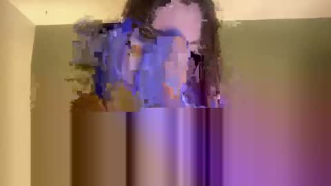 weloveangel online show from January 31, 2025, 9:05 am