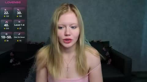 Snapshot of wendy_228 chatting on July 22, 2026, 2:25 am Wendy online show from July 22, 2026, 2:25 am