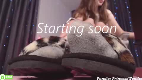 Snapshot of wendyemily chatting on January 7, 2026, 5:43 am wendyemily online show from January 7, 2026, 5:43 am