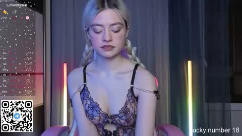 Snapshot of wendylovelylovew chatting on January 14, 2026, 5:51 pm Wendy online show from January 14, 2026, 5:51 pm