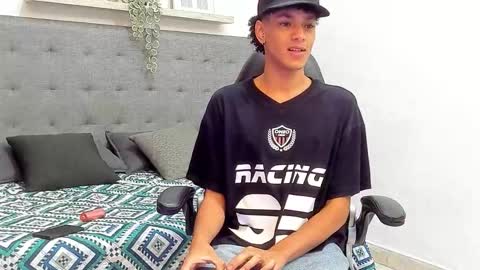 Snapshot of wes_gibbings chatting on January 5, 2026, 5:49 pm WES online show from January 5, 2026, 5:49 pm