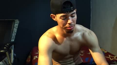 Snapshot of wesley_77 chatting on February 28, 2026, 7:59 pm wesley_77 online show from February 28, 2026, 7:59 pm