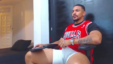 Wesley Rogger online show from October 20, 2025, 9:59 pm