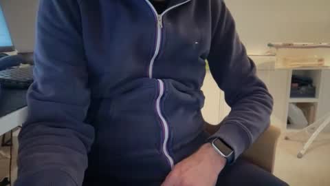 Snapshot of wet_adidasboy chatting on October 14, 2025, 6:25 am wet_adidasboy online show from October 14, 2025, 6:25 am