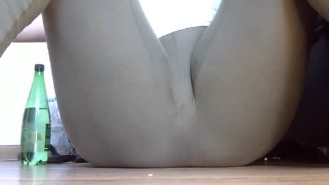 Snapshot of wet_pants2022 chatting on February 14, 2025, 12:25 pm wet_pants2022 online show from February 14, 2025, 12:25 pm