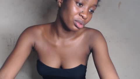 Snapshot of wet_pussy200 chatting on June 13, 2026, 10:02 am Bella online show from June 13, 2026, 10:02 am
