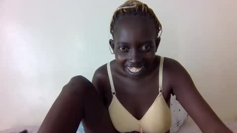 wet_pussy2025 online show from November 28, 2025, 10:12 pm