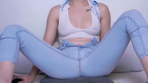 Beatrice Moan from LovenseWet from Tip MenuOpen for Private online show from November 7, 2025, 12:10 am