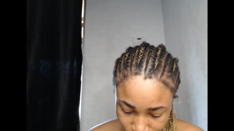 wetdrippussy7 online show from September 18, 2025, 1:57 pm