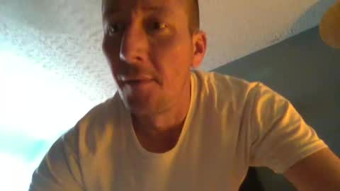 Snapshot of wetduck77777 chatting on October 15, 2025, 11:32 am wetduck77777 online show from October 15, 2025, 11:32 am