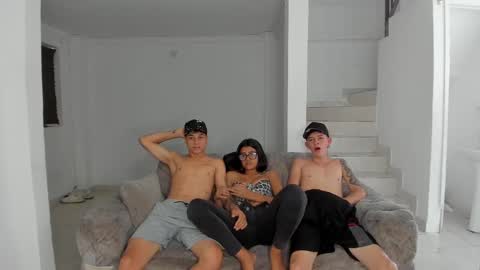 --New girls--TamyDark hair girl--Aitana--Mathiasglasses boy--Peter online show from September 13, 2025, 3:12 pm