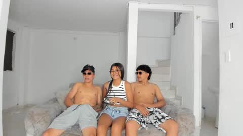 --New girls--TamyDark hair girl--Aitana--Mathiasglasses boy--Peter online show from September 16, 2025, 8:32 pm