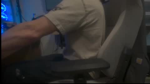 ShyGuy online show from November 28, 2025, 1:41 am