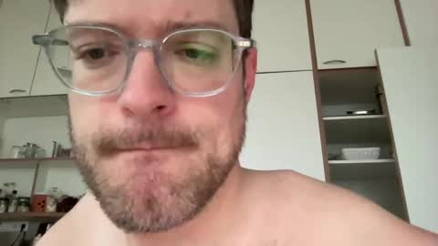 wheelchairhunk online show from February 26, 2025, 8:48 am