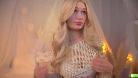 Snapshot of white_godness chatting on February 23, 2025, 2:14 pm Chloe NEXT STREAM - 1 december online show from February 23, 2025, 2:14 pm