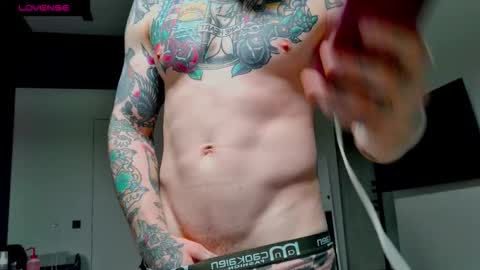 Max online show from September 29, 2025, 2:38 am