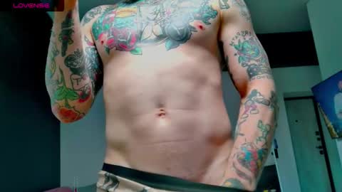 Max online show from October 7, 2025, 12:02 pm