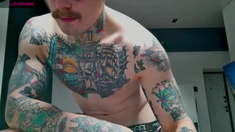 Max online show from October 17, 2025, 2:48 am