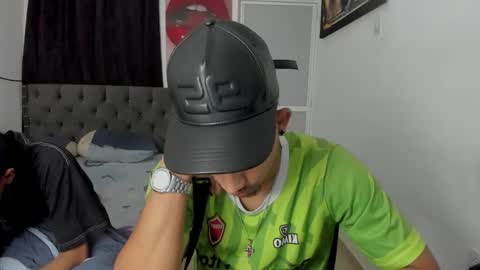 white online show from April 8, 2026, 11:37 pm