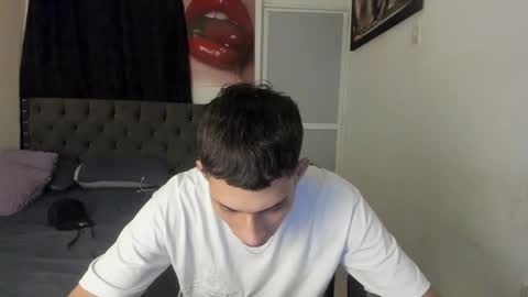 Snapshot of white_master444 chatting on June 10, 2026, 1:39 am white online show from June 10, 2026, 1:39 am