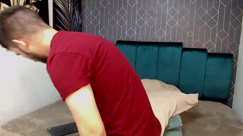 Dylan white online show from February 14, 2025, 6:51 pm