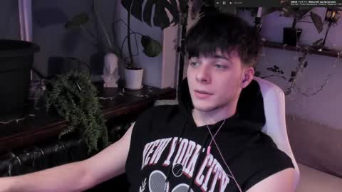 Snapshot of whiteegrimm chatting on December 3, 2024, 5:23 pm Gus online show from December 3, 2024, 5:23 pm