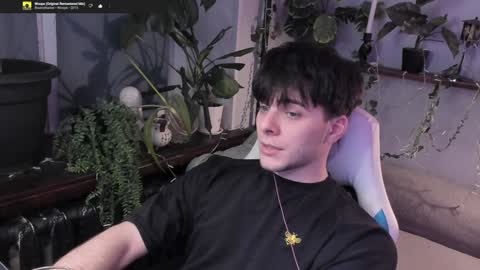 Snapshot of whiteegrimm chatting on December 20, 2024, 4:25 pm Gus online show from December 20, 2024, 4:25 pm