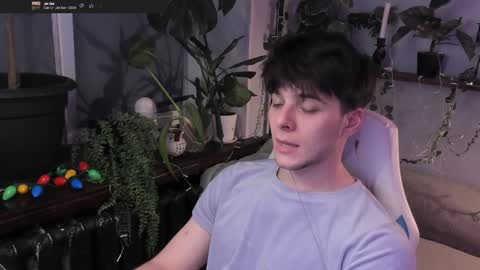 Snapshot of whiteegrimm chatting on December 21, 2024, 6:34 pm Gus online show from December 21, 2024, 6:34 pm