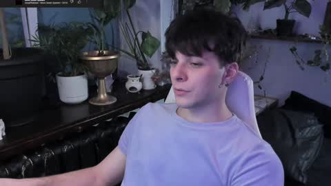 Snapshot of whiteegrimm chatting on January 30, 2025, 9:25 pm Gus online show from January 30, 2025, 9:25 pm