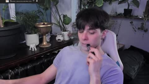 Snapshot of whiteegrimm chatting on January 31, 2025, 7:51 pm Gus online show from January 31, 2025, 7:51 pm