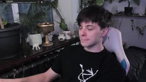 Snapshot of whiteegrimm chatting on February 4, 2025, 6:06 pm Gus online show from February 4, 2025, 6:06 pm