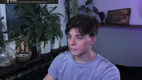 Snapshot of whiteegrimm chatting on September 26, 2025, 8:24 pm Gus online show from September 26, 2025, 8:24 pm