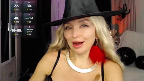 WhiteLaBunny online show from November 2, 2025, 1:35 pm