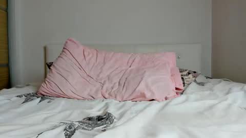 Ari online show from December 29, 2024, 10:01 am