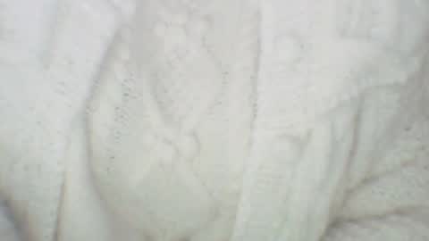 Snapshot of whitesweater chatting on December 5, 2024, 8:00 am whitesweater online show from December 5, 2024, 8:00 am