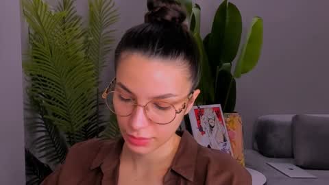 Snapshot of whoislulu chatting on January 20, 2025, 8:40 pm whoislulu online show from January 20, 2025, 8:40 pm