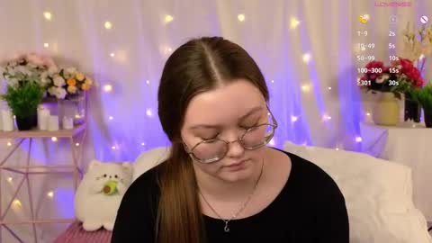 Snapshot of why__no chatting on February 28, 2025, 7:37 am Sarah online show from February 28, 2025, 7:37 am