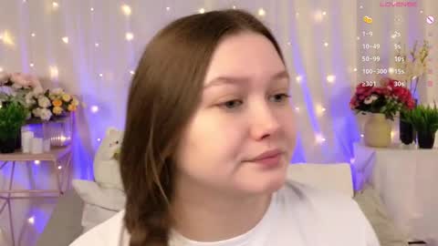 Snapshot of why__no chatting on March 5, 2025, 5:18 am Sarah online show from March 5, 2025, 5:18 am