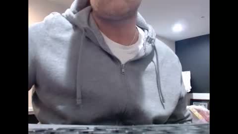 Snapshot of whynot6913 chatting on January 9, 2026, 3:20 am whynot6913 online show from January 9, 2026, 3:20 am