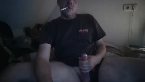 Snapshot of wichser1983 chatting on September 21, 2025, 7:04 pm wichser1983 online show from September 21, 2025, 7:04 pm