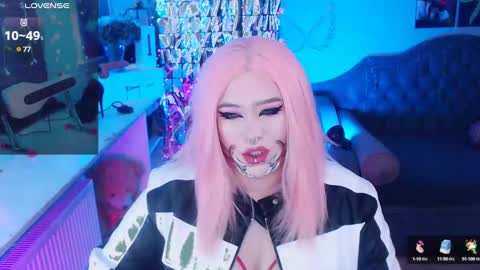 Snapshot of wickedxqueen chatting on February 2, 2025, 9:51 am Laura online show from February 2, 2025, 9:51 am